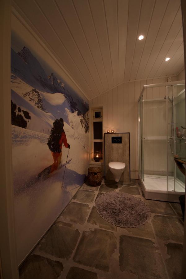 Kjosen Lodge, Lyngen. Lyngseidet Buitenkant foto