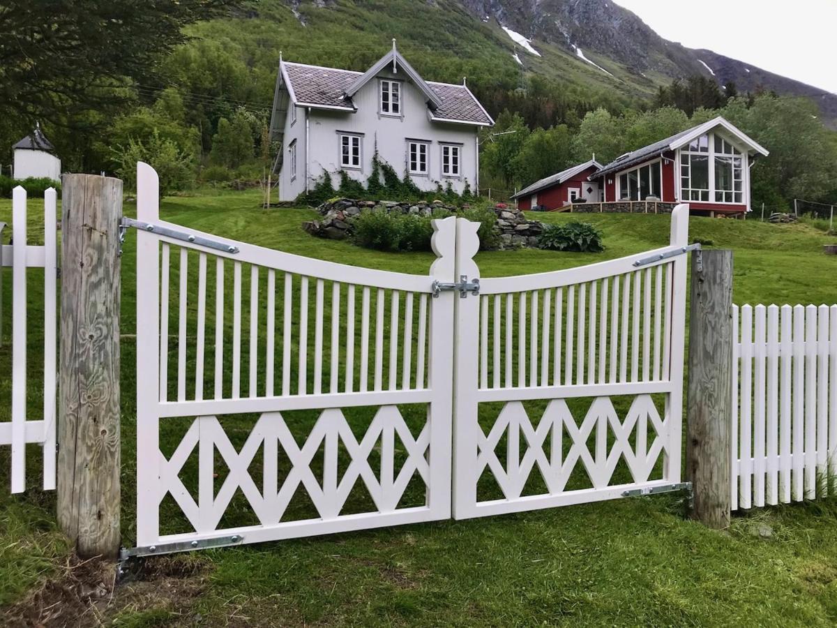 Kjosen Lodge, Lyngen. Lyngseidet Buitenkant foto