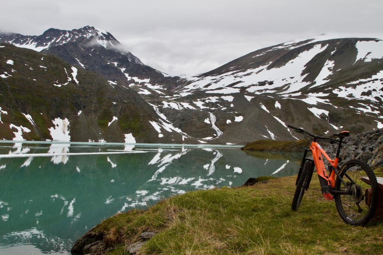 Kjosen Lodge, Lyngen. Lyngseidet Buitenkant foto