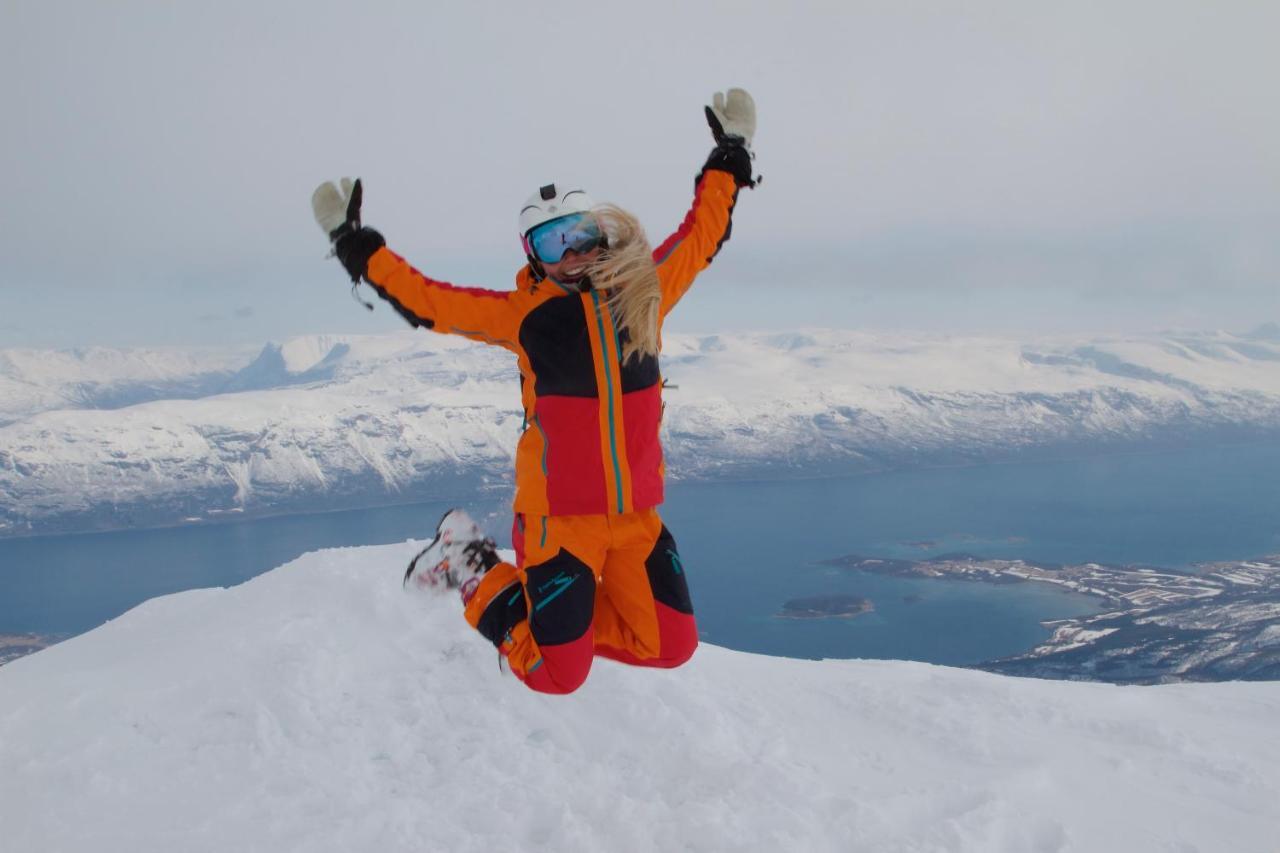 Kjosen Lodge, Lyngen. Lyngseidet Buitenkant foto